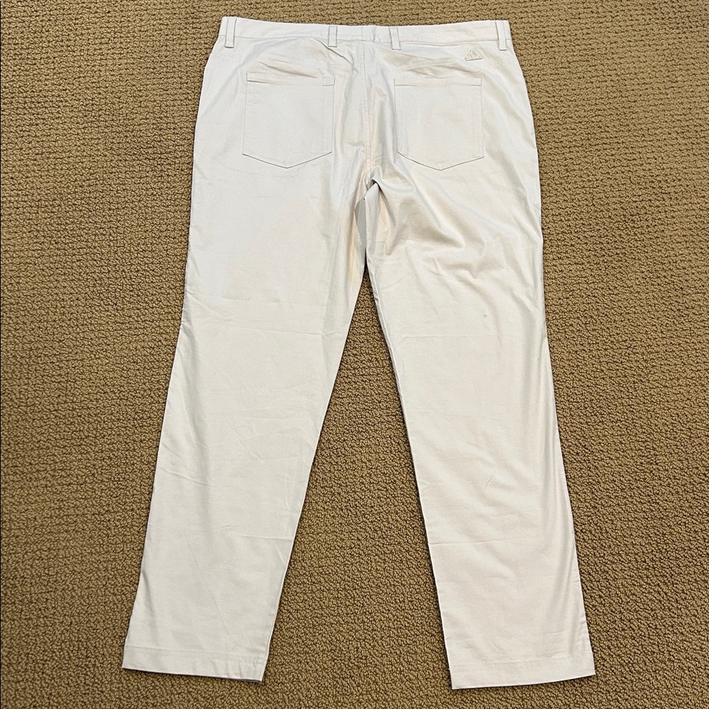 Adidas Men's Go-To- Five-Pocket Tapered Fit Golf Pants size 38 W/ 32 L Cream - Picture 2 of 16